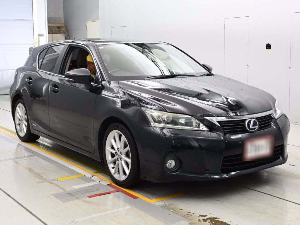 LEXUS CT200H