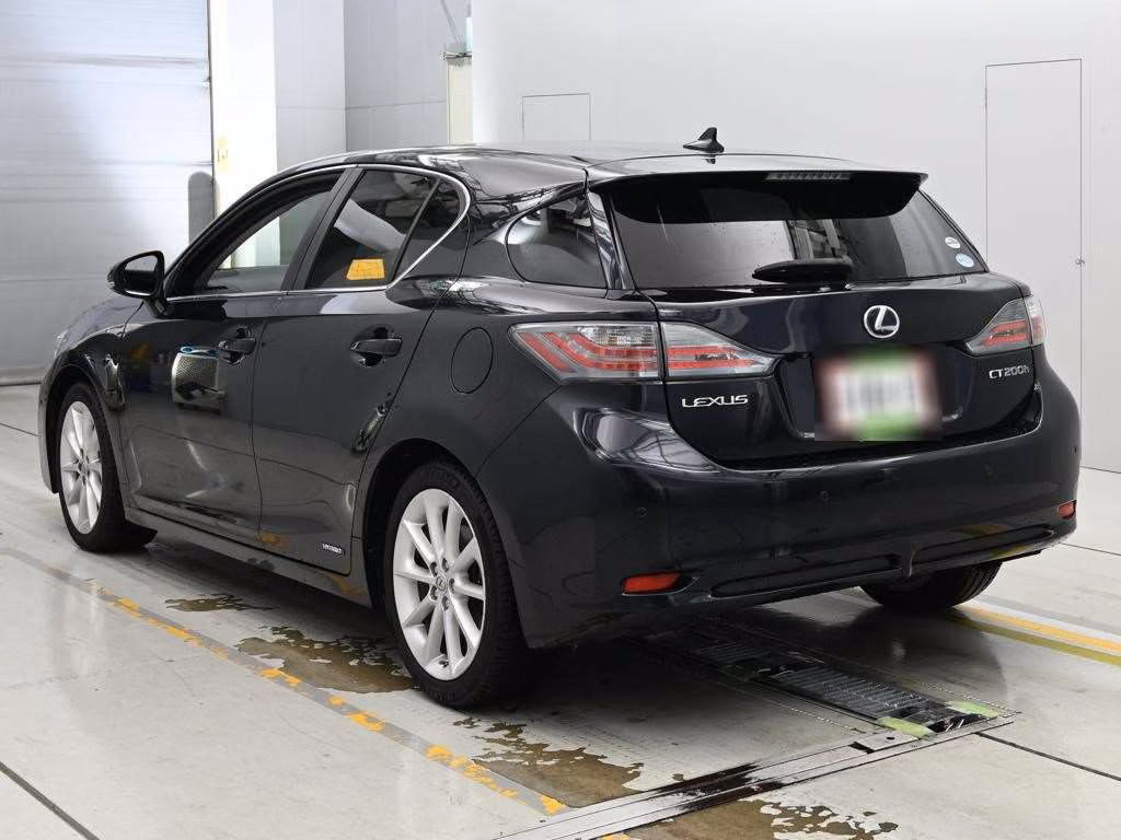 LEXUS CT200H