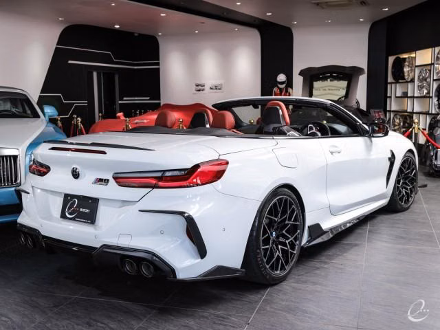 BMW M8