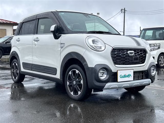 DAIHATSU CAST