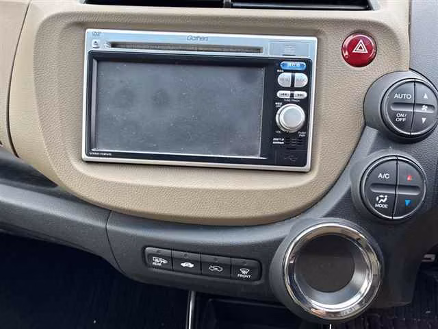 HONDA FIT SHUTTLE