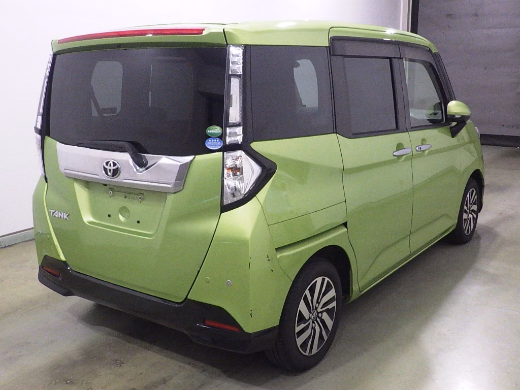 TOYOTA TANK