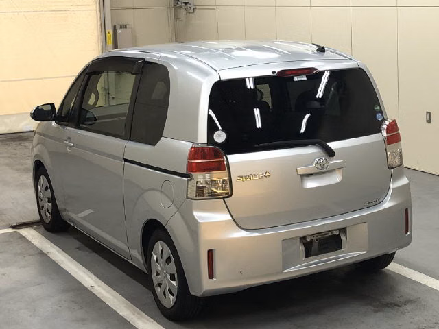 TOYOTA SPADE