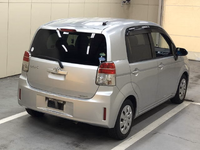 TOYOTA SPADE