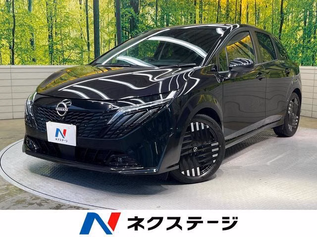 Nissan Aura