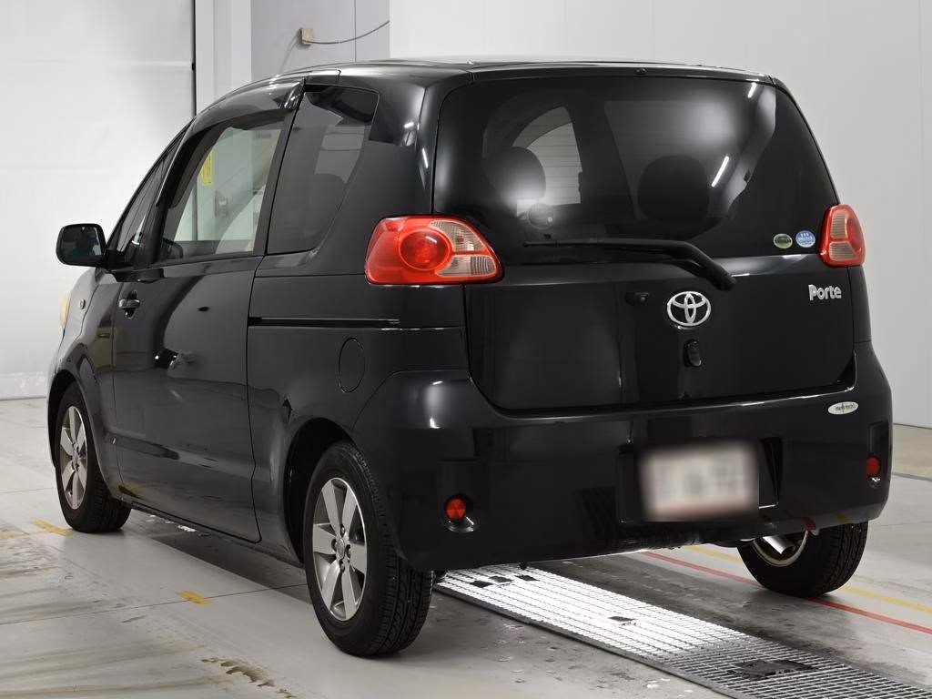 TOYOTA PORTE