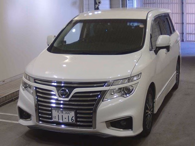 NISSAN ELGRAND