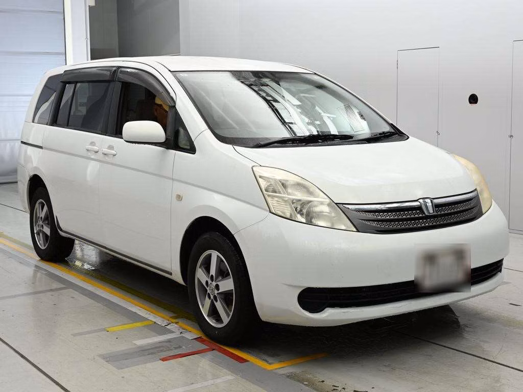 TOYOTA ISIS
