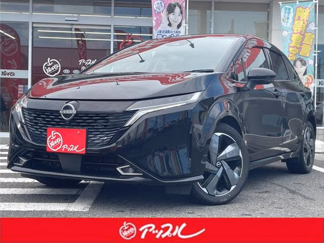 Nissan Aura