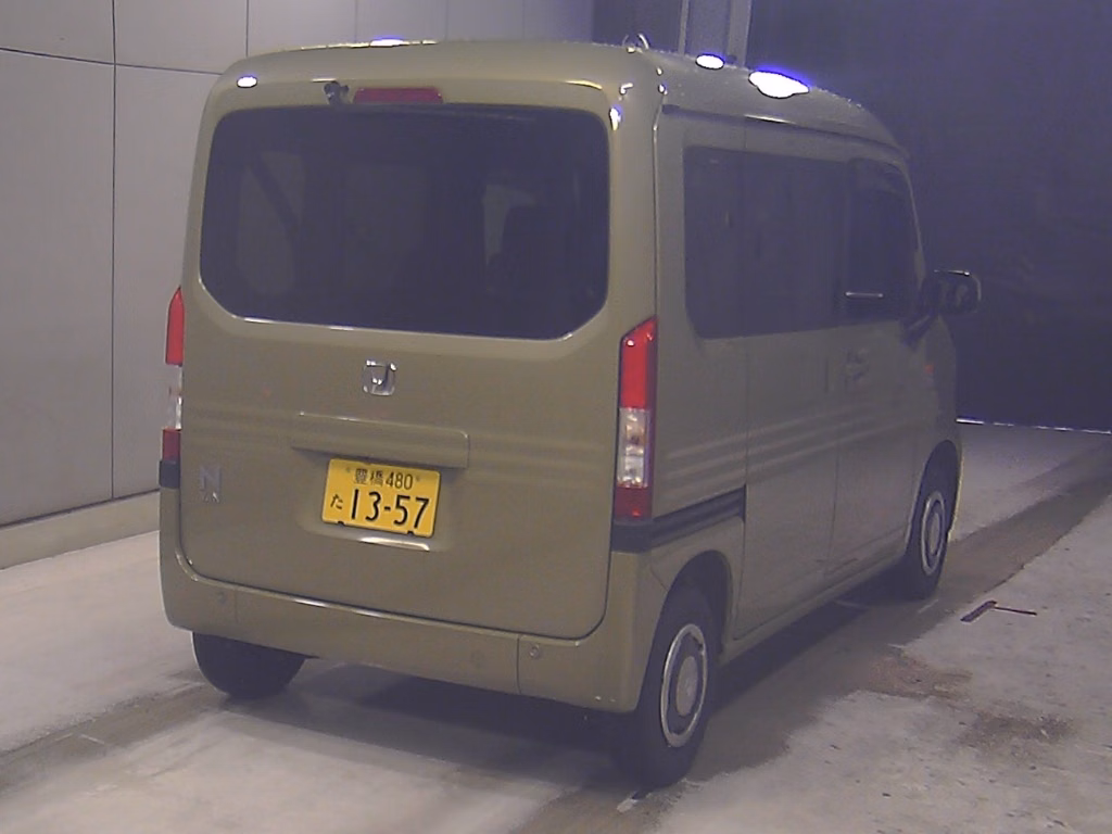 HONDA N-VAN