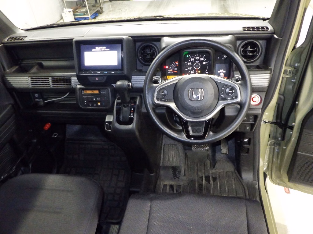 HONDA N-VAN