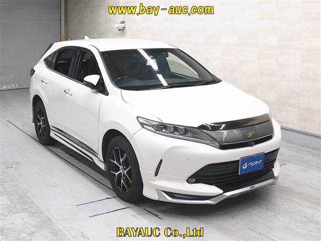 TOYOTA HARRIER