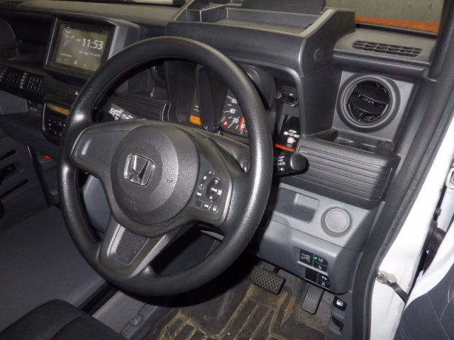 HONDA N-VAN
