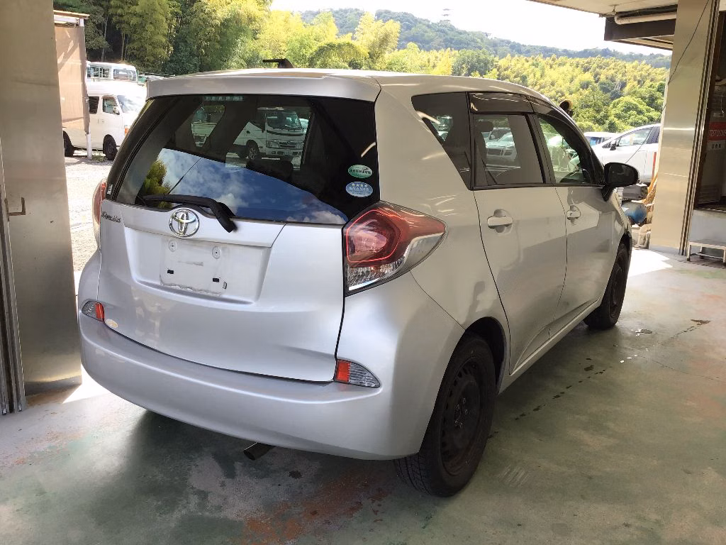 TOYOTA RACTIS