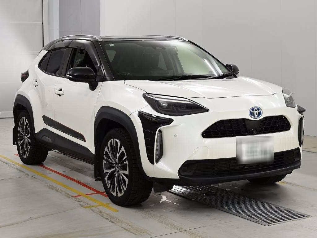 TOYOTA YARIS CROSS