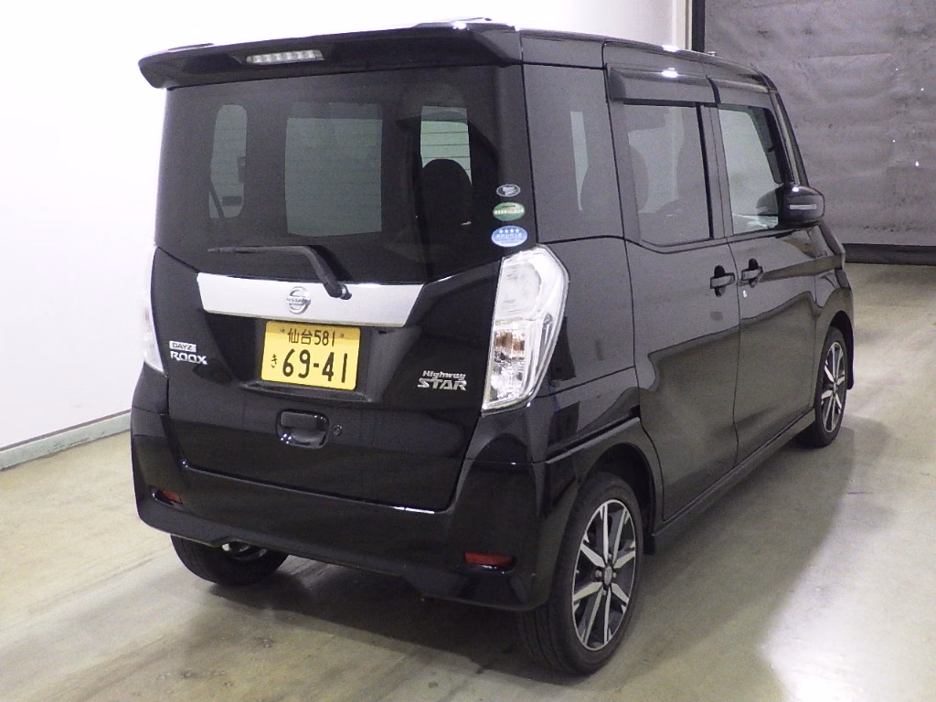 NISSAN DAYZ ROOX