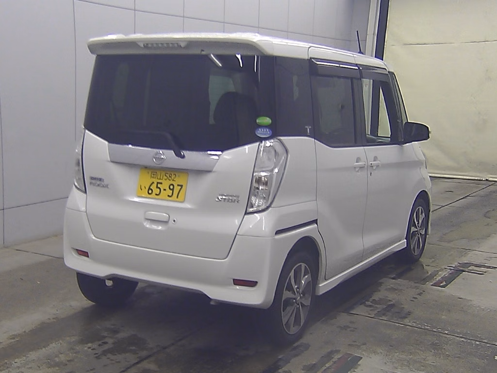 NISSAN DAYZ ROOX