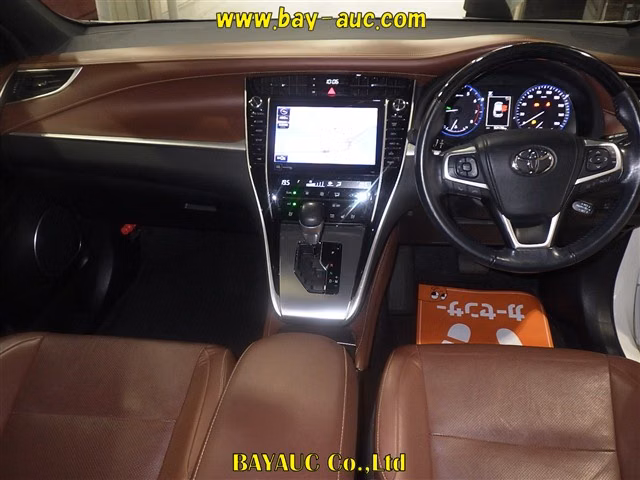 TOYOTA HARRIER