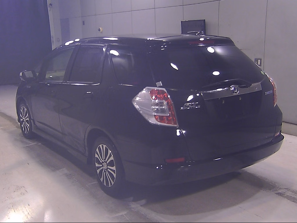 HONDA FIT SHUTTLE