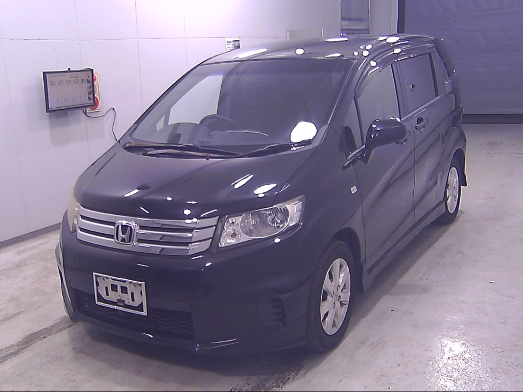 HONDA FREED SPIKE