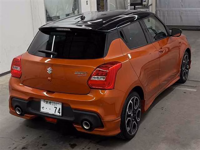 SUZUKI SWIFT