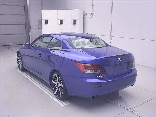 LEXUS IS250