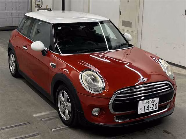 MINI HATCH