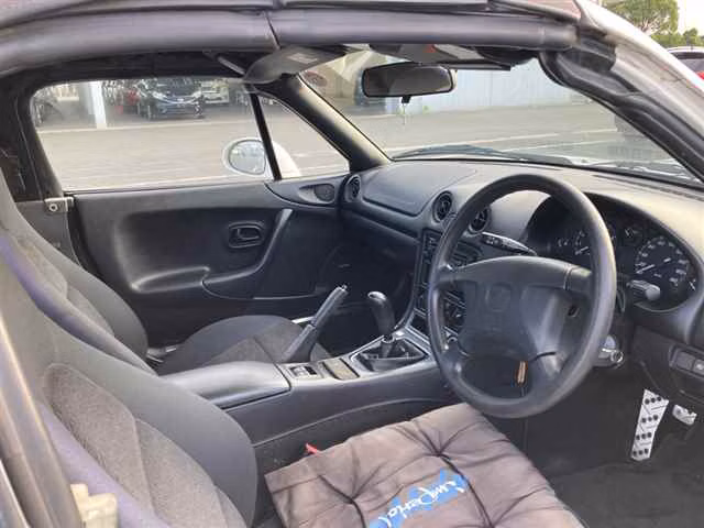 MAZDA ROADSTER