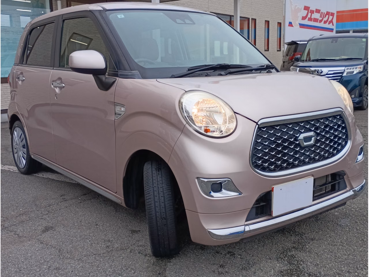DAIHATSU CAST