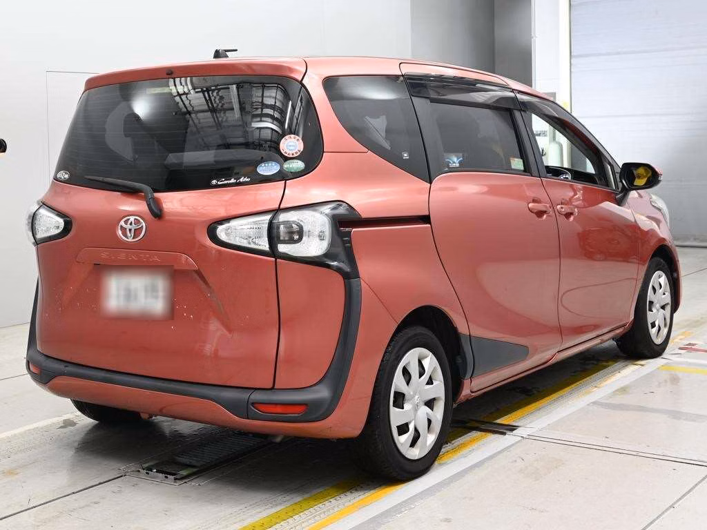 TOYOTA SIENTA