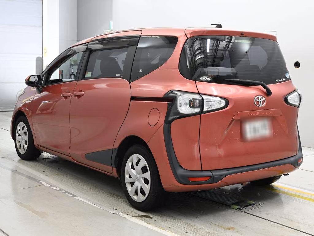 TOYOTA SIENTA