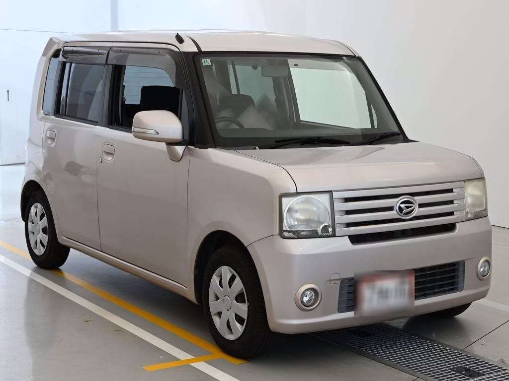 DAIHATSU MOVE CONTE