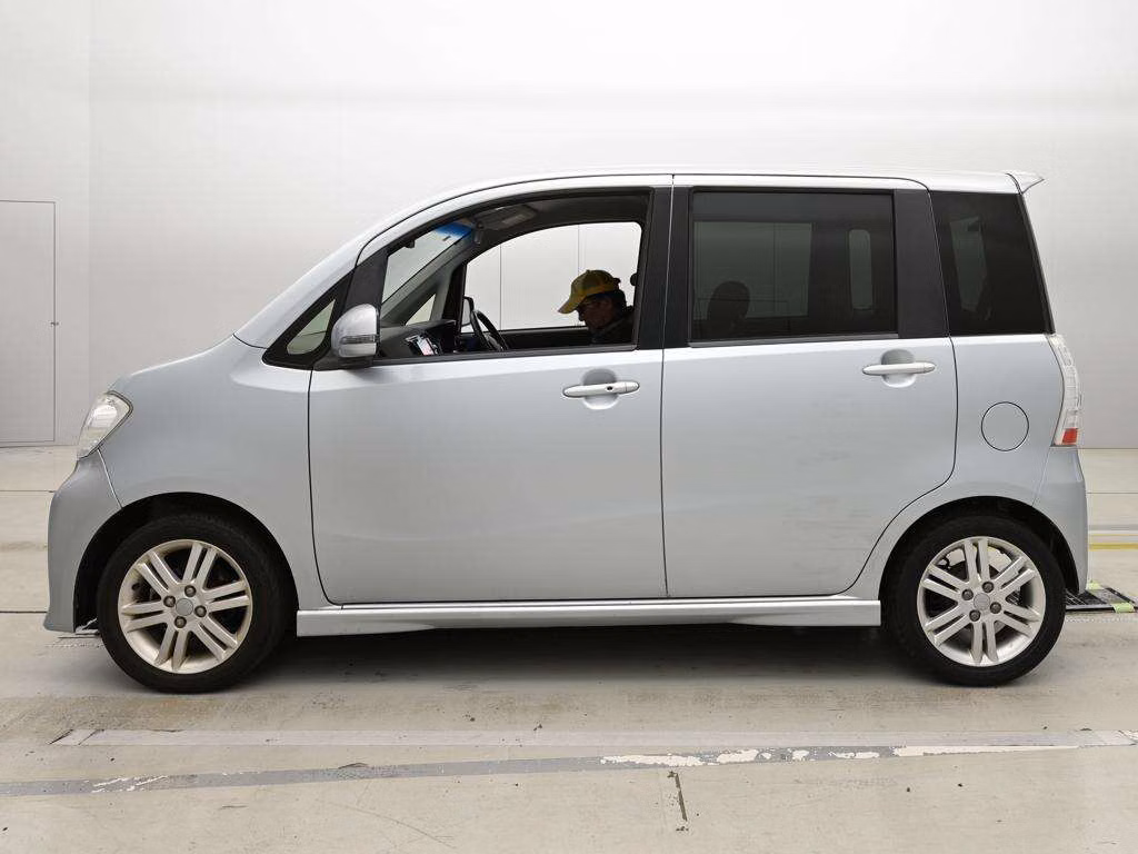 DAIHATSU TANTO EXE