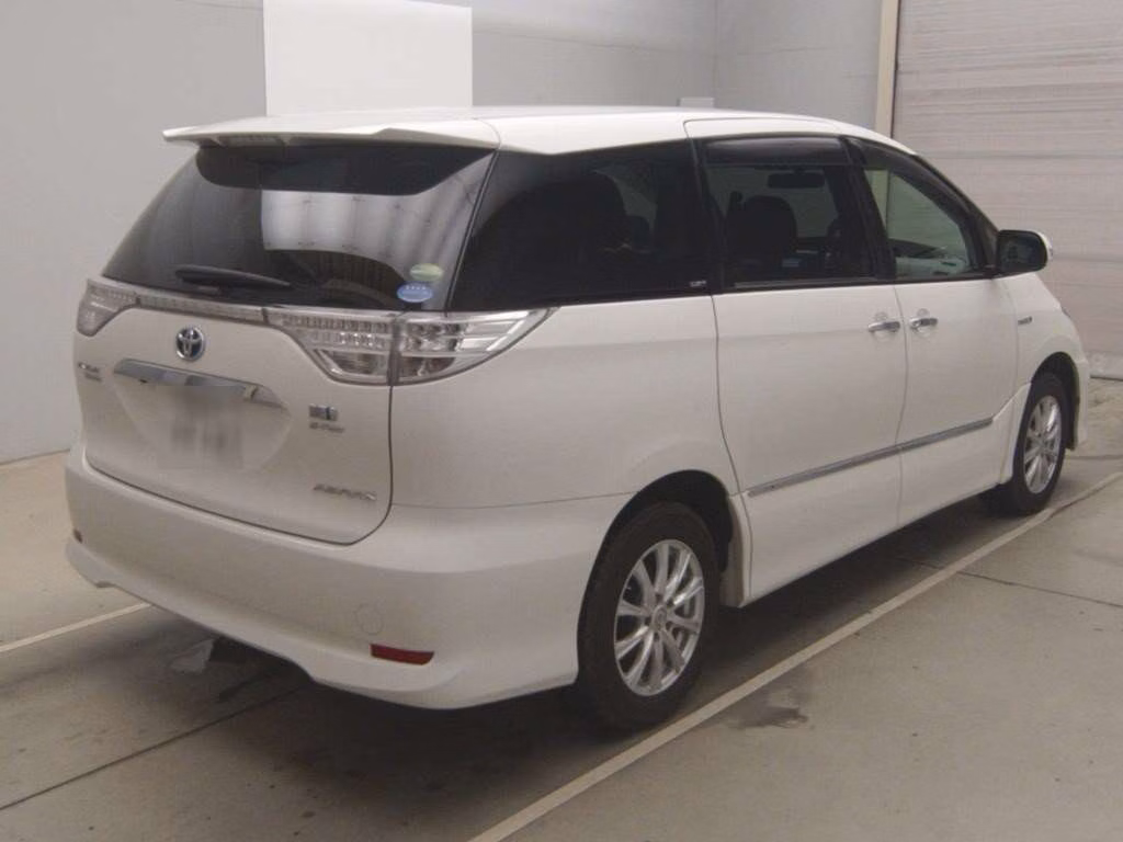TOYOTA ESTIMA