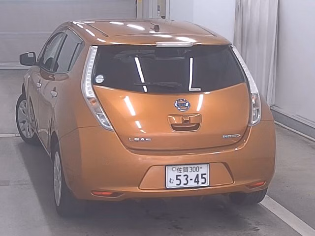 NISSAN LEAF