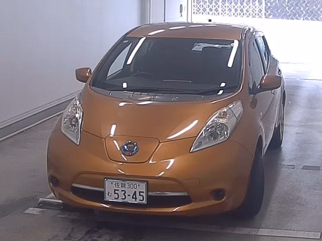 NISSAN LEAF