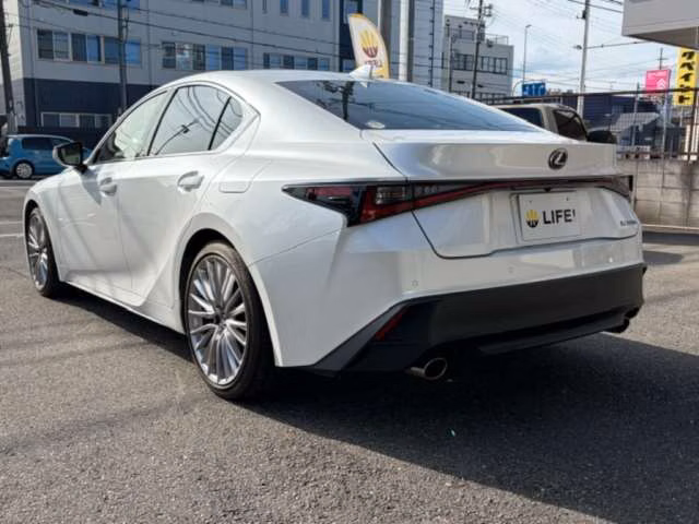 Lexus IS300