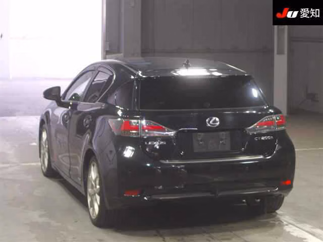 Lexus CT200h