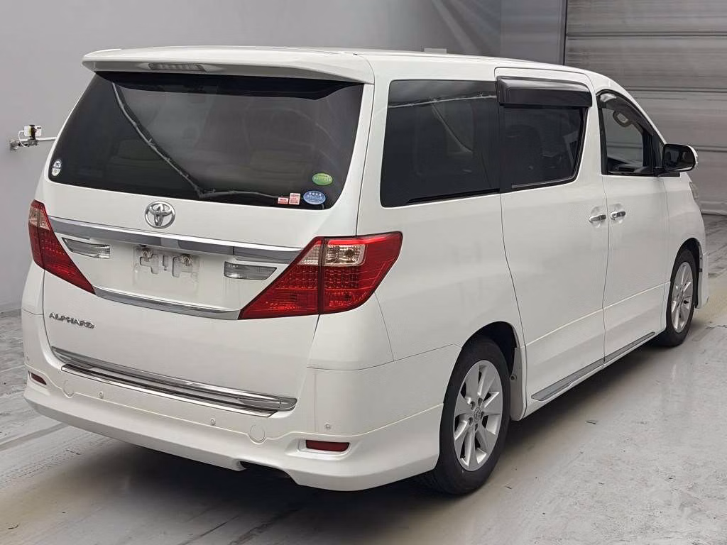 TOYOTA ALPHARD