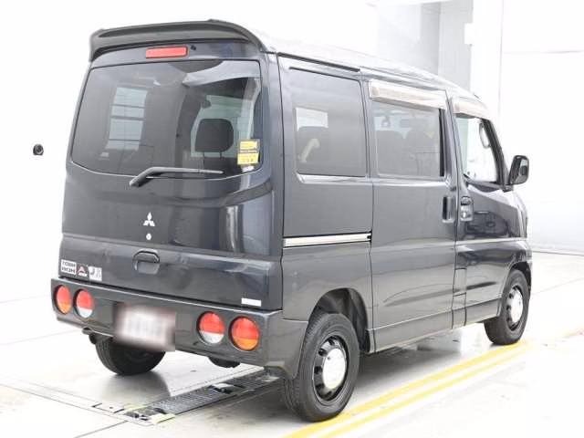 MITSUBISHI TOWN BOX