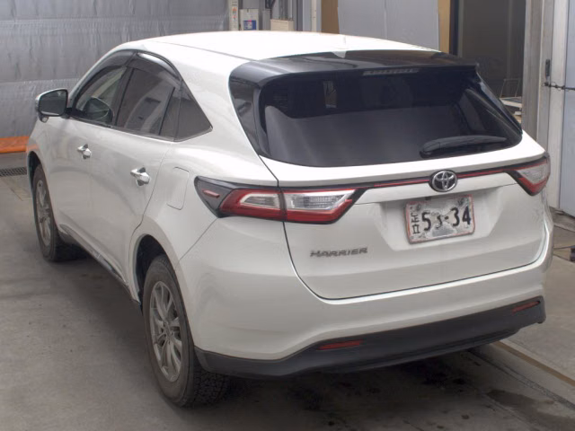 TOYOTA HARRIER