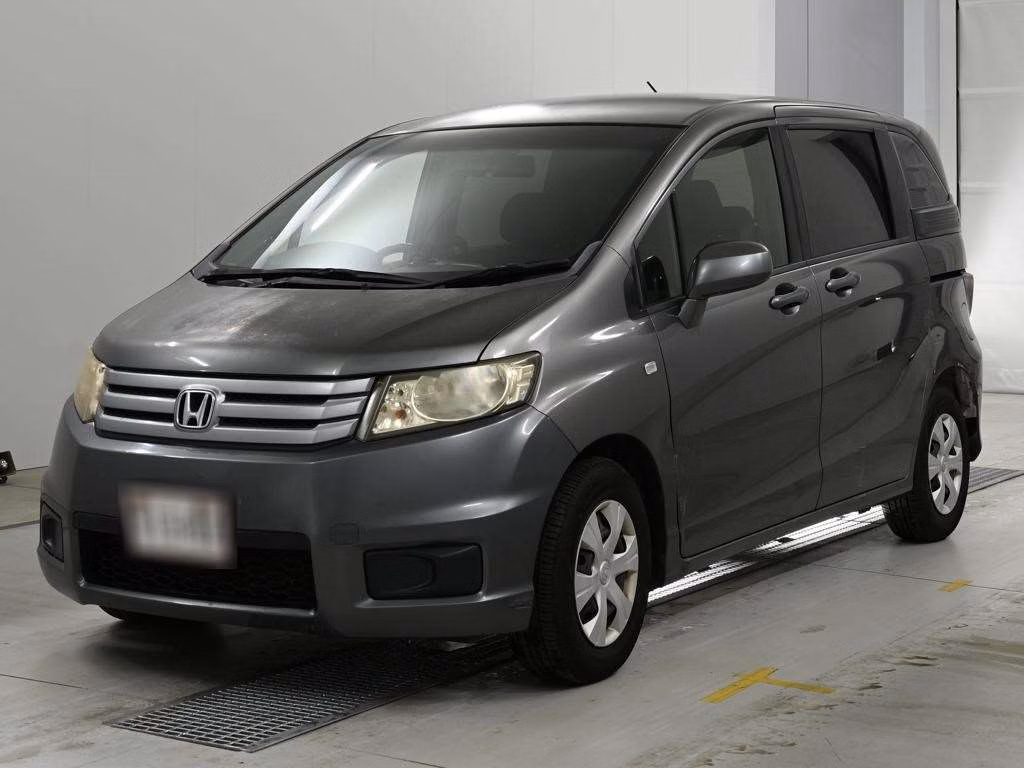 HONDA FREED SPIKE