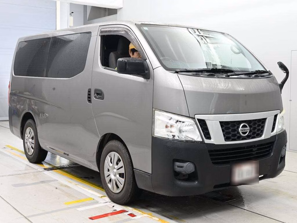 NISSAN NV350 CARAVAN