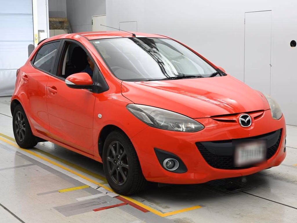 MAZDA DEMIO