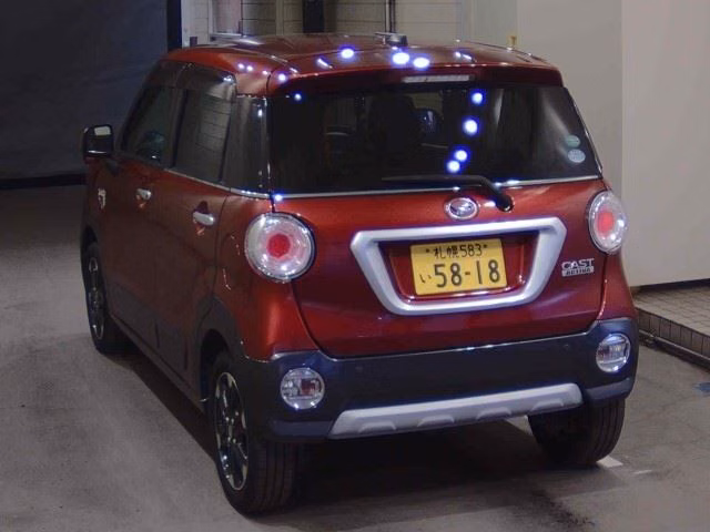 DAIHATSU CAST