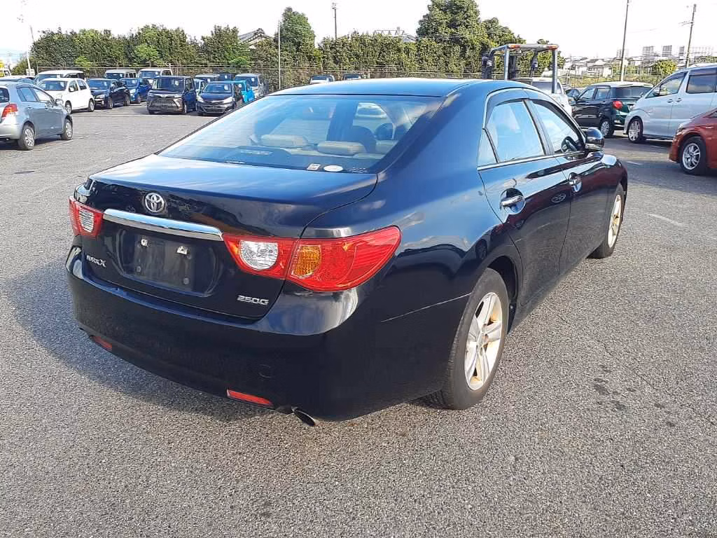 TOYOTA MARK X
