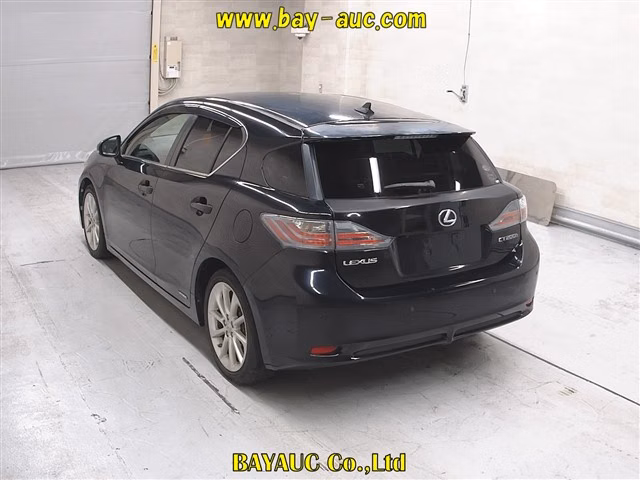 LEXUS CT200H