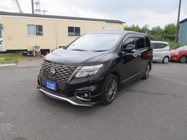 NISSAN ELGRAND