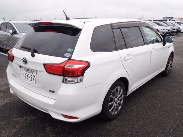 TOYOTA COROLLA FIELDER