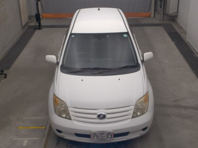 TOYOTA IST